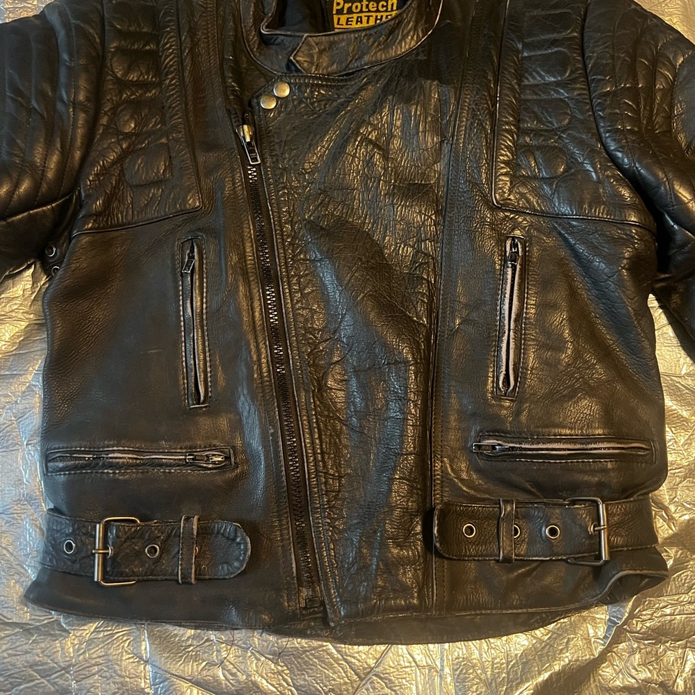 Vintage Protech Black Leather Jacket/Heavy size M size large